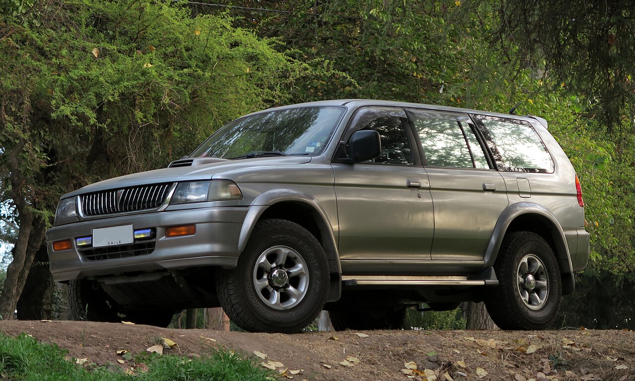 1995 Mitsubishi Challenger EX
