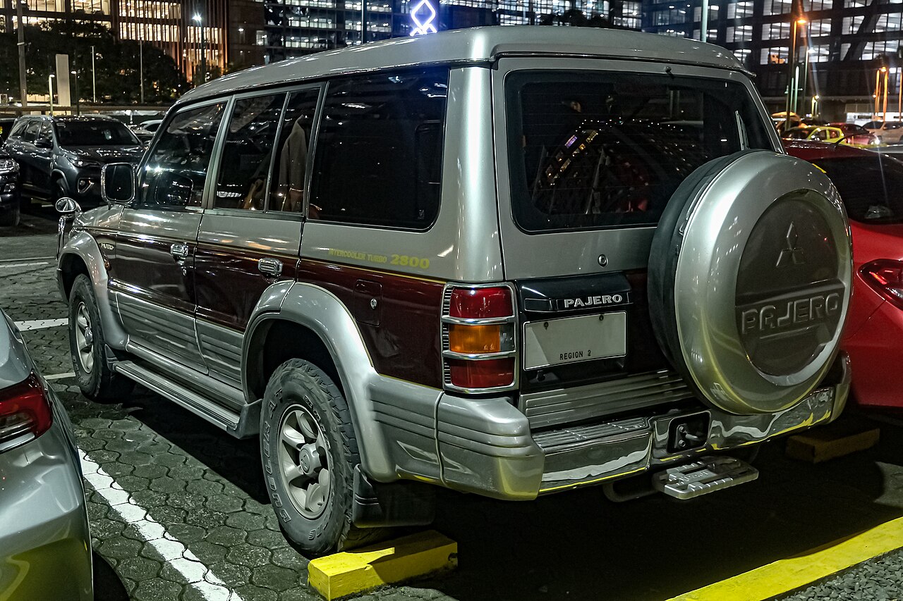 1995 Mitsubishi Pajero EX