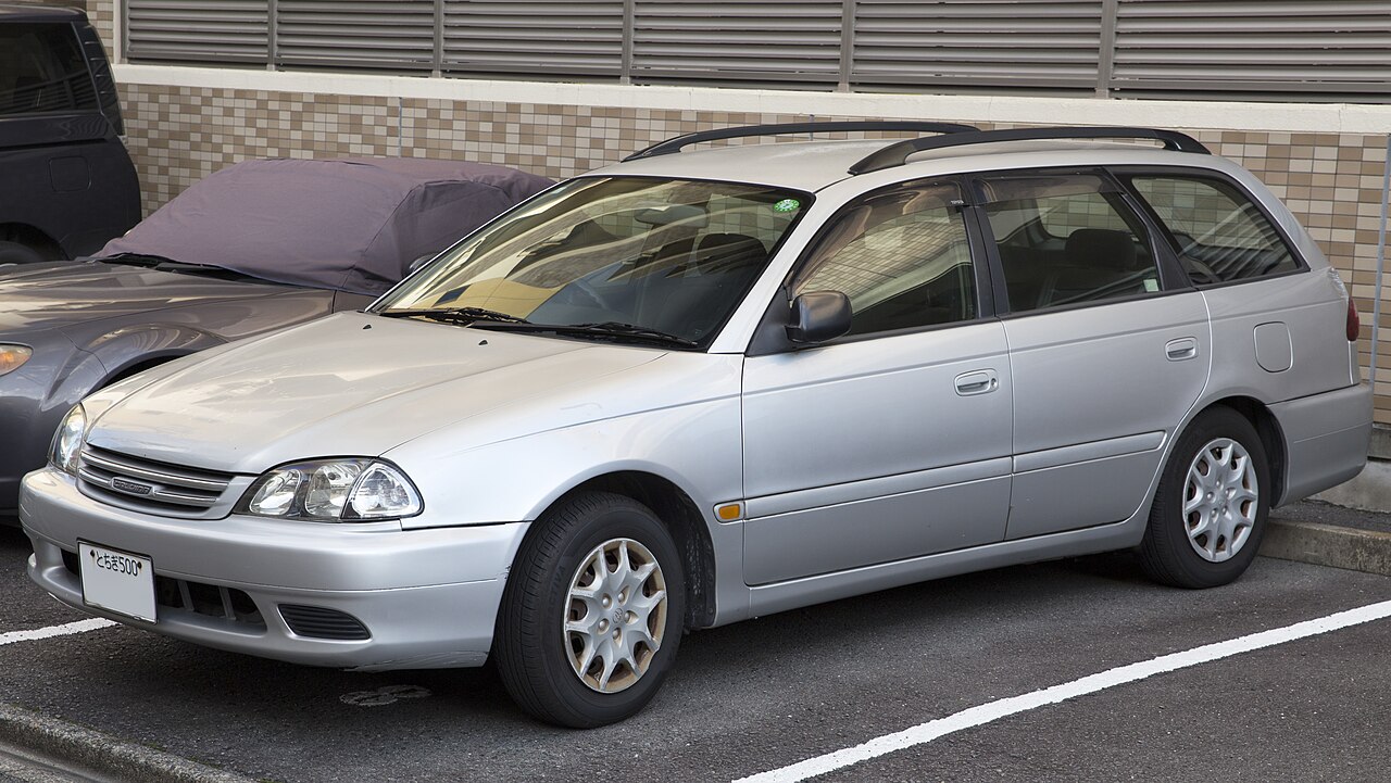 1998 Toyota Caldina E