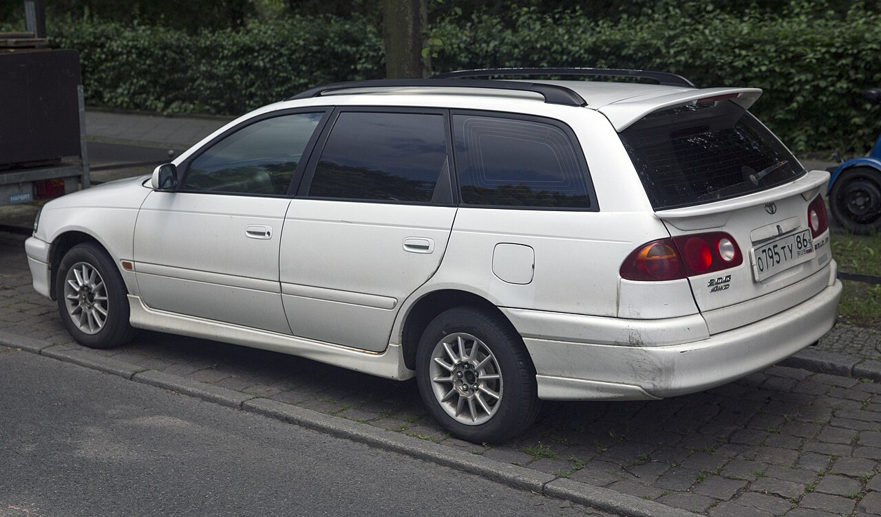 2001 Toyota Caldina E