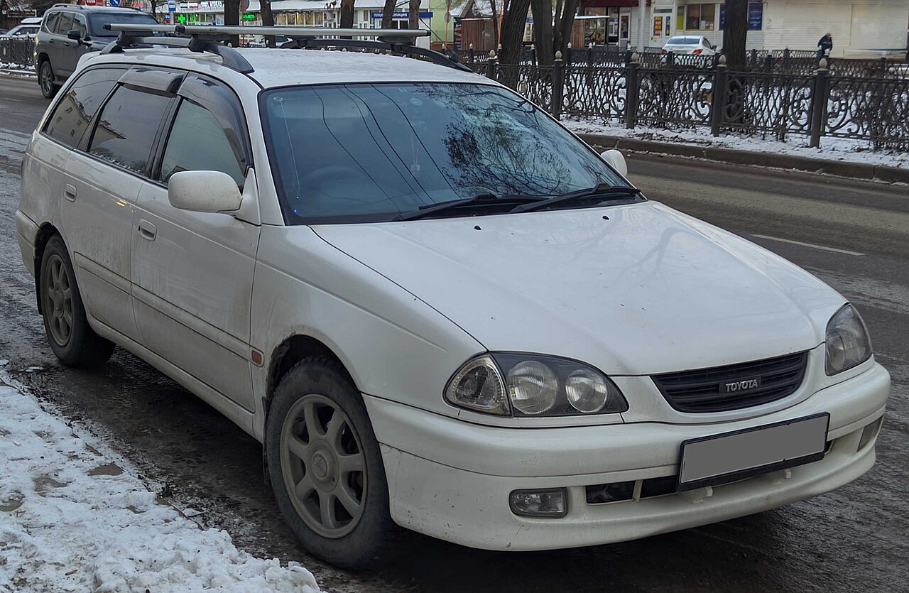 2002 Toyota Caldina E